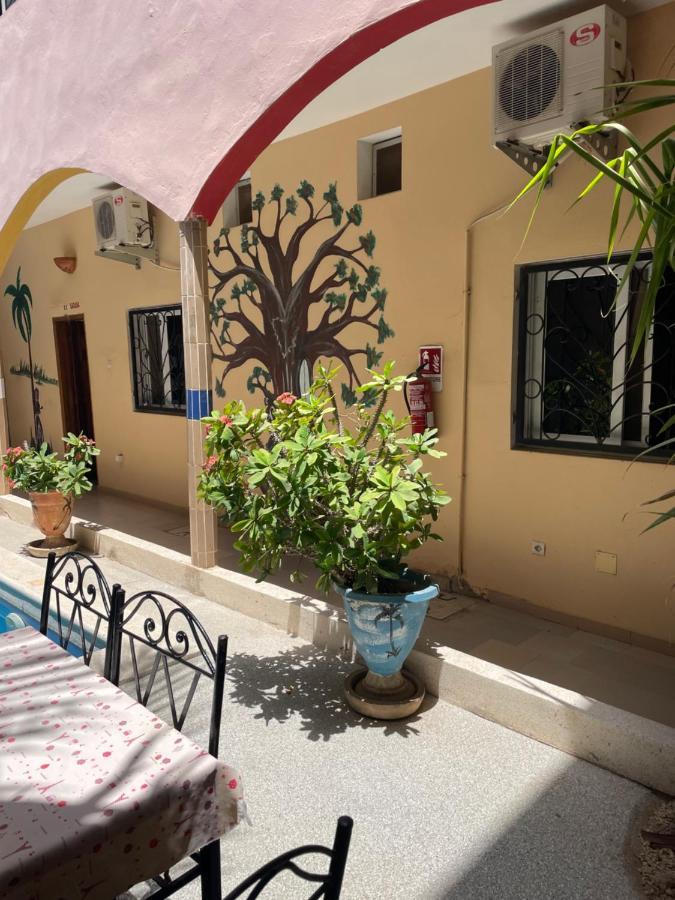 Sall Africa Tourisme Мбур Экстерьер фото